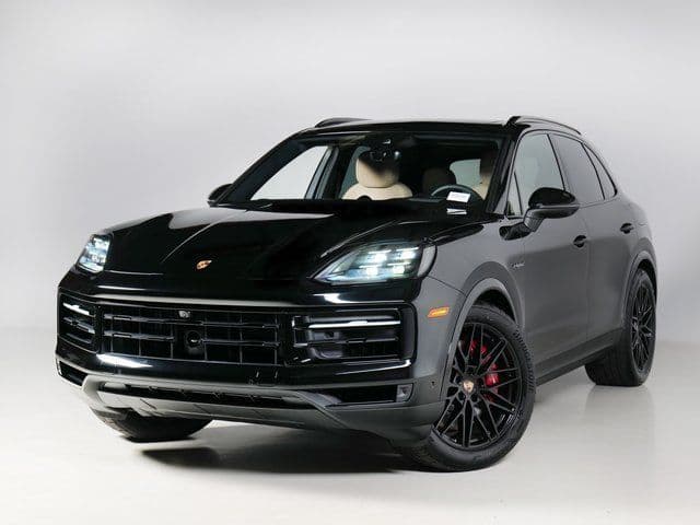 2025 Porsche Cayenne Base